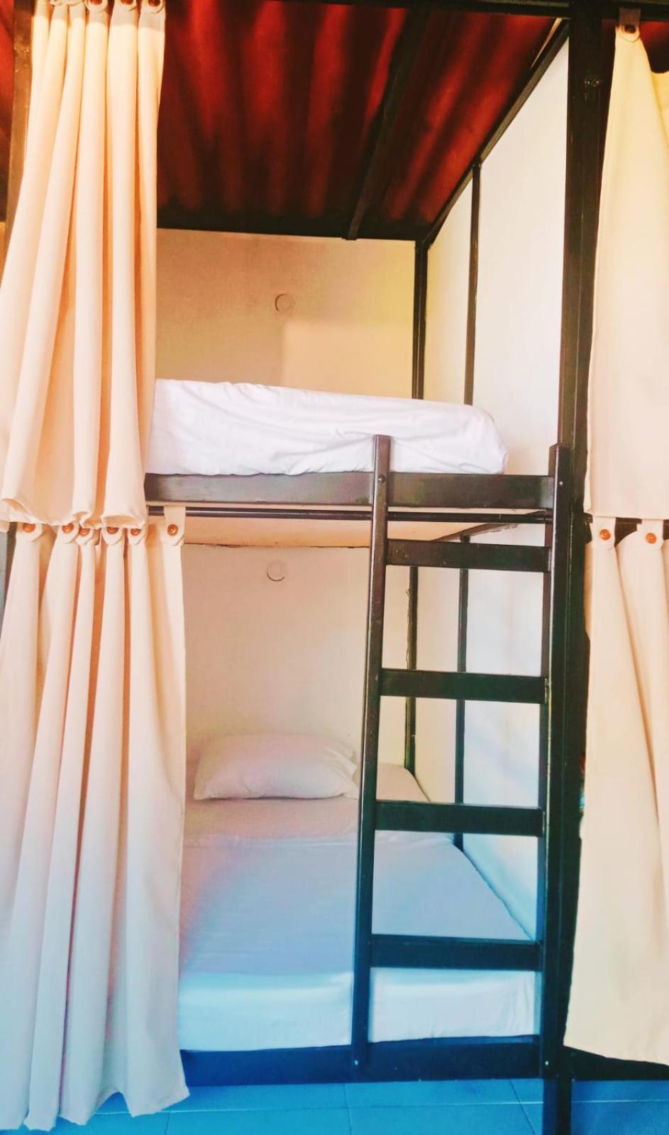 Lotus Central Hotel Санта Марта Стая снимка