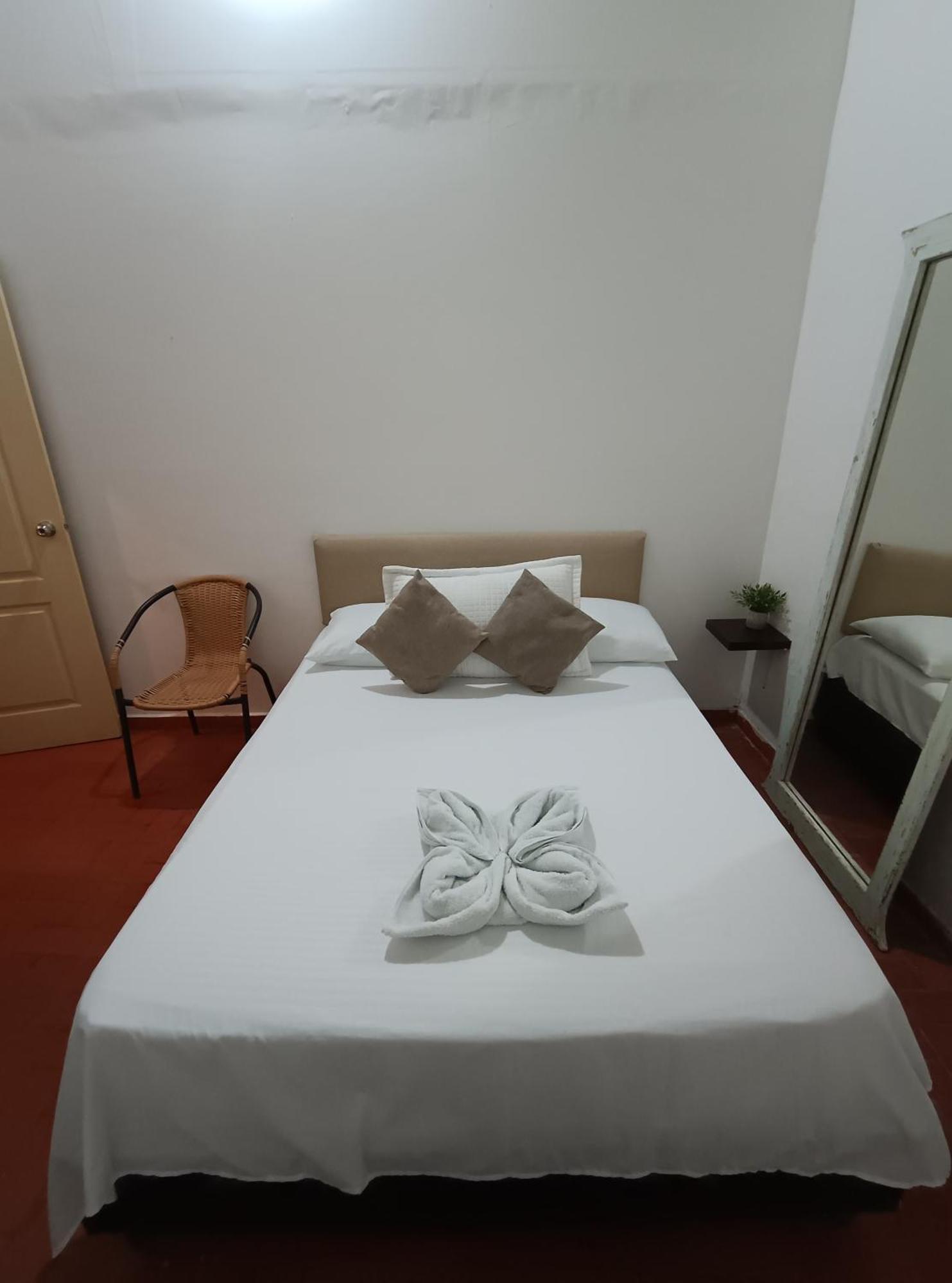 Lotus Central Hotel Санта Марта Екстериор снимка