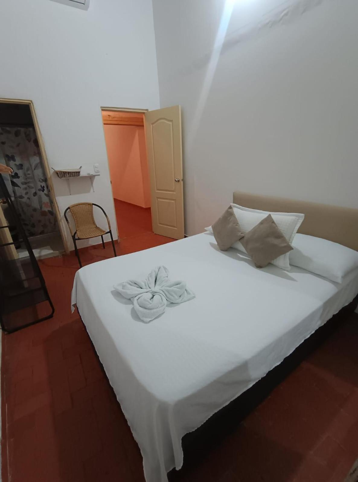 Lotus Central Hotel Санта Марта Екстериор снимка